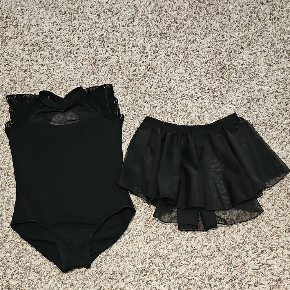Girls Lace Leotard With Matching Skirt Size  130